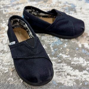 TOMs Baby Shoes 7T Canvas Black - Perfect Condition
